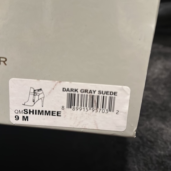 NEW Marc Fisher Dark Gray Suede zip up Bootie size 9M - Picture 10 of 10